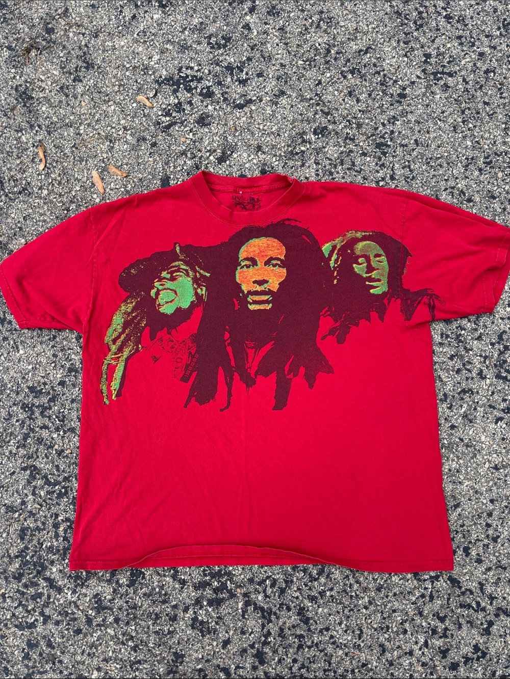 Vintage Y2K Bob Marley Mens Large Cotton Rasta Graphic Band Tee T-Shirt Red